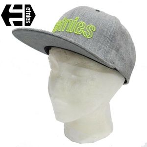 etnies flexfit hat